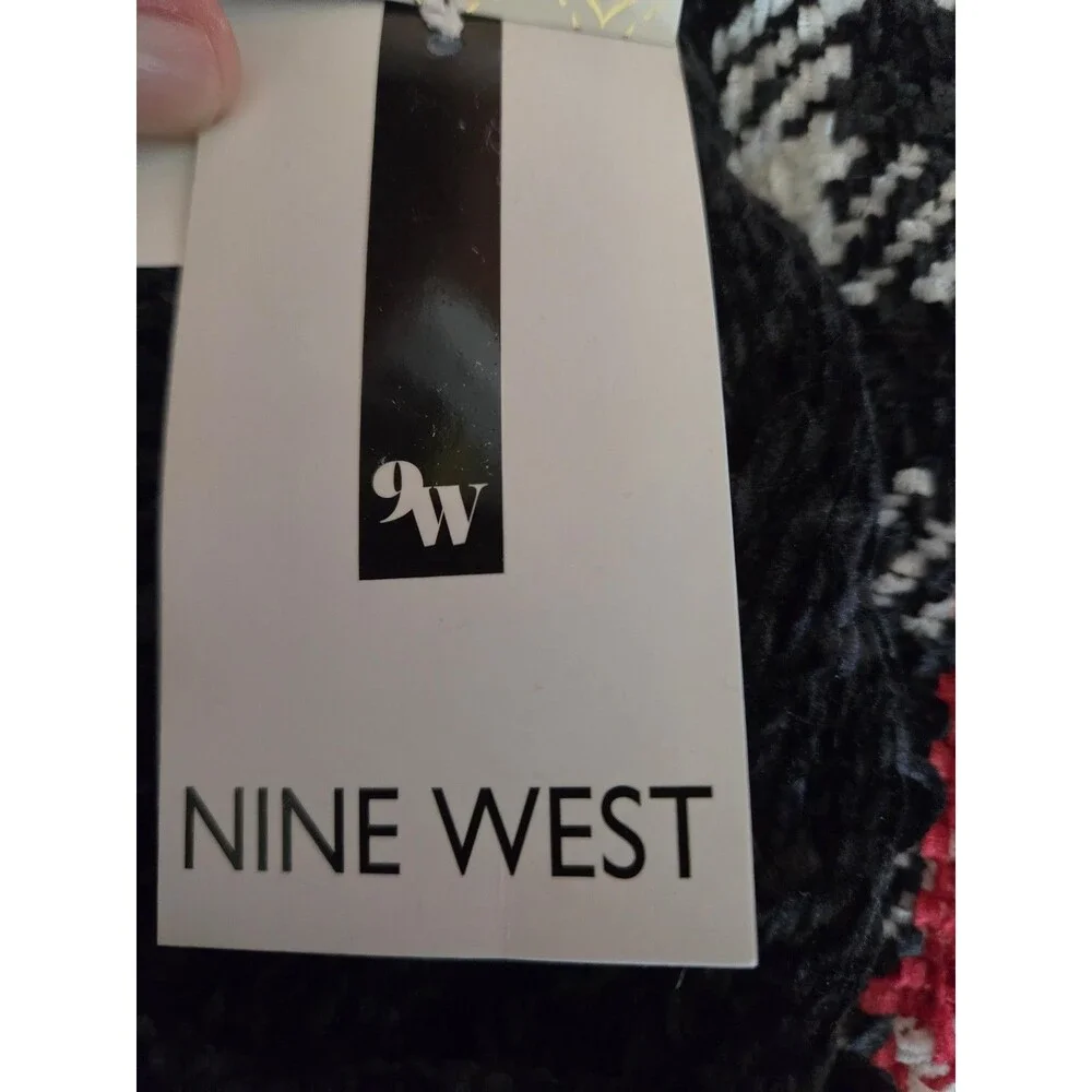 Nine West Hat Scarf Set Womens One Size Multicolor Houndstooth Knit Faux Fur Pom